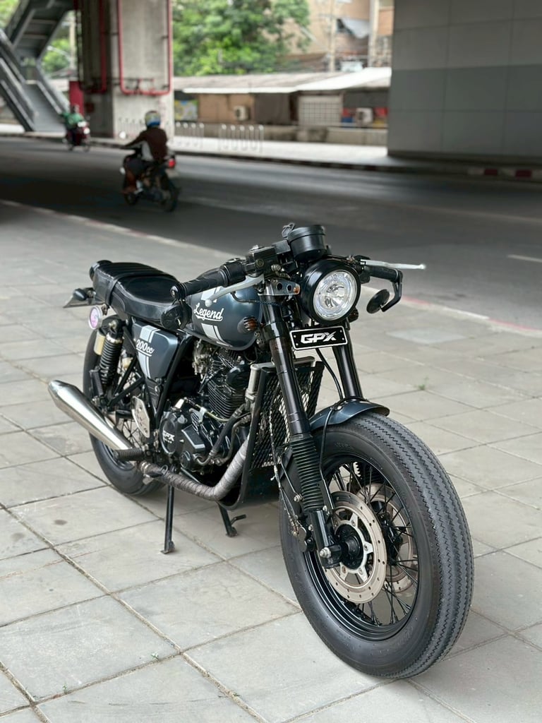  Gpx Legend 200 2017 Cafe 