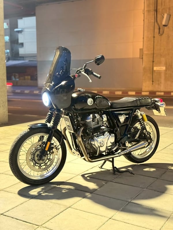  Royal Enfield Interceptor 650 แต่งแบบ Club Style