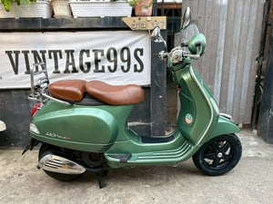Vespa LX 150 ปี2016 สีเขียวละมุนตุ้น Vespa LX 150 ปี2016 สีเขียวละมุนตุ้น