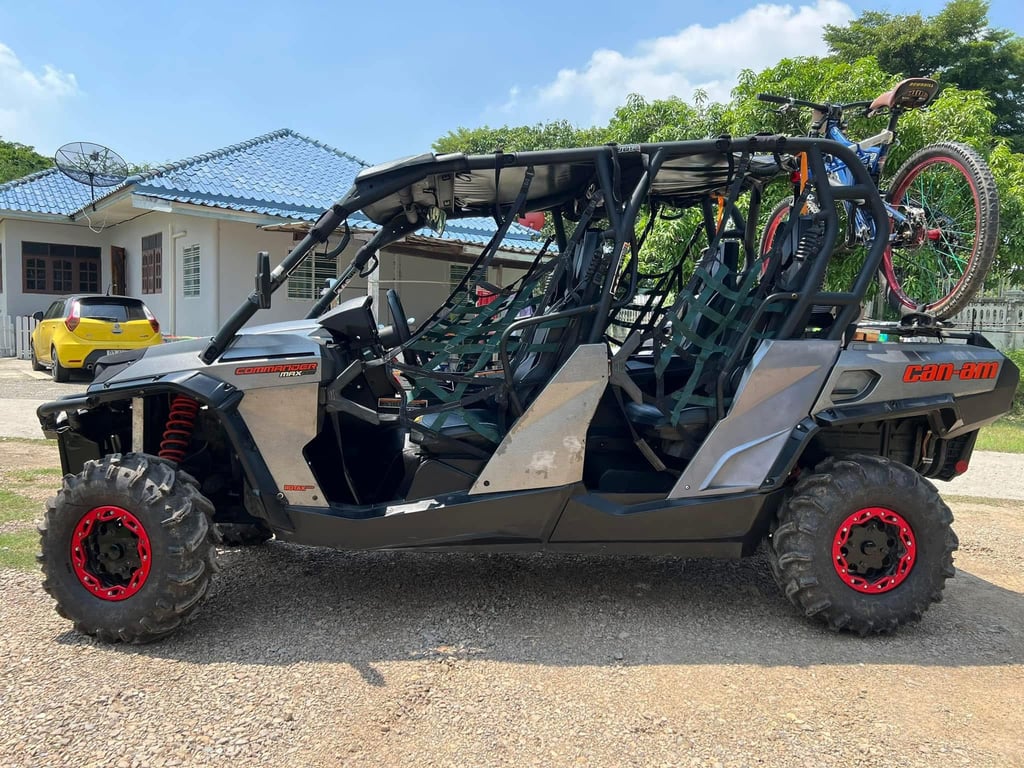 ขาย utv  can-am commander max xt 1000 ปี 2016 รถสวย มาก ใช้งานน้อย 166 ช.ม เครื่อง 1000cc 