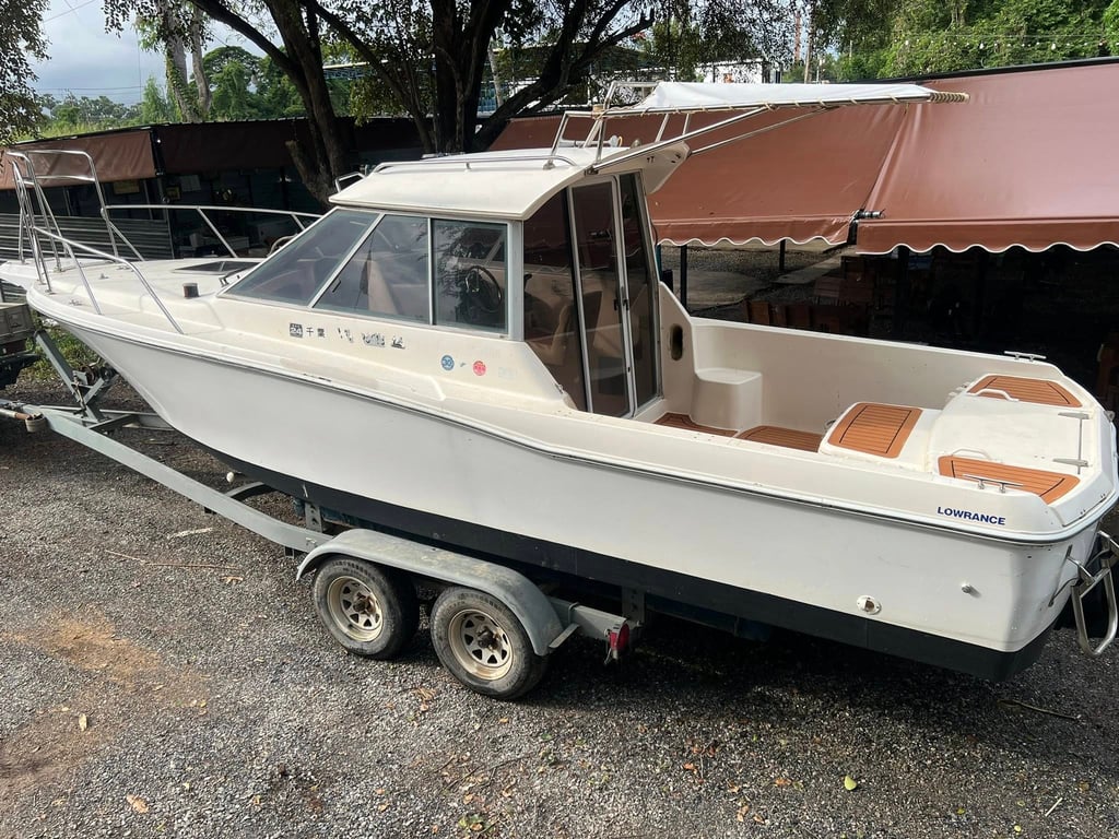 ขาย เรือ ตกปลารุ่นใหม่ ดีเชล yamaha fc 24 ประหยัดน้ำมัน แรง ไม่จุกจิก มีห้องนอน ห้องน้ำ ห้องปลาเป็น รูหราหมาเห่า เหมาะสำหรับการท่องเที่ยว และ การให้เช่าครับ เครื่องยนต์ volvo penta tamd 31 ขาย เรือ ตกปลารุ่นใหม่ ดีเชล yamaha fc 24 ประหยัดน้ำมัน แรง ไม่จุกจิก มีห้องนอน ห้องน้ำ ห้องปลาเป็น รูหราหมาเห่า เหมาะสำหรับการท่องเที่ยว และ การให้เช่าครับ เครื่องยนต์ volvo penta tamd 31