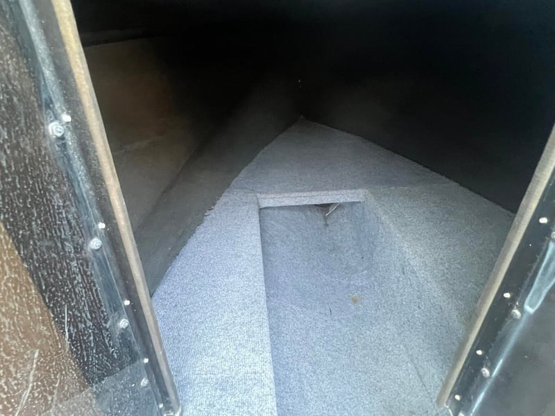 ตัดใจขายลูกรัก บอดี้เรือนอก  hi performance   glastron 19 css  19 ฟุต เรือความเร็วสูง ทรงสวยมากๆ ราคา 99,000 บาท รุ่นนี้ในเมืองนอกเล่นกันมากเลยครับเ