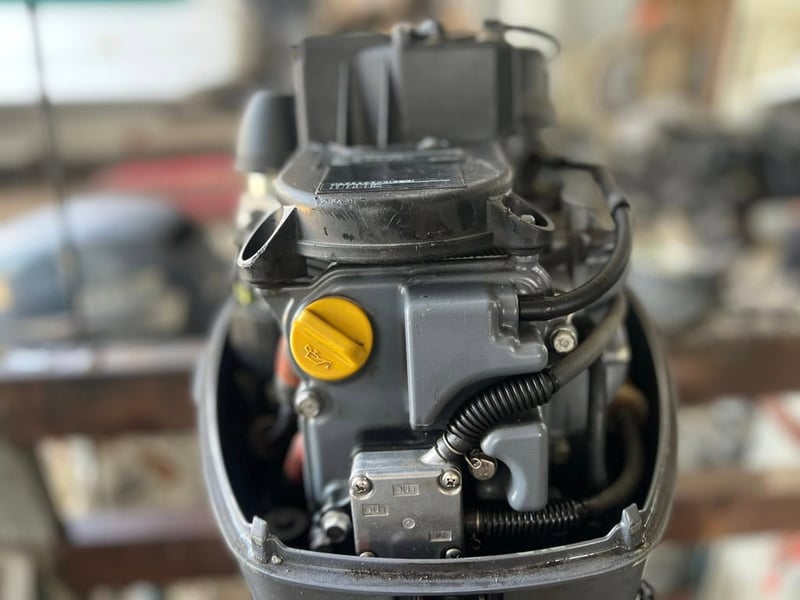 ขาย เครื่อง yamaha four stroke 8 แรงStart สองระบบ หาง 25 เป็นเครื่องสำรองสำหรับเรือใหญ่ หายากมากครับสเปคนี้ ราคา 22,900 บาท เครื่องแน่นแน่นสวยๆ สีเดิมเดิมจากโรงงาน เลยครับ ของ อยู่อยุธยา สนใจติดต่อ 087-6650665 หนือ 092-3130550 ครับ