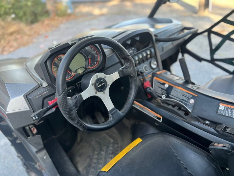 ขาย utv  can-am commander max xt 1000 ปี 2016 รถสวย มาก ใช้งานน้อย 166 ช.ม เครื่อง 1000cc 