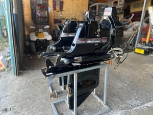 ขาย หางคู่ เรือยอชร์ sterndrive mercruiser bravo 2 x ดีเชล สวยๆ สีเดิมๆจากโรงงานเลย ( เป็นหางใหม่ไม่เคยใช้งานหนึ่งตัวnos  อีกหนึ่งตัวใช้งานน้อย ) 