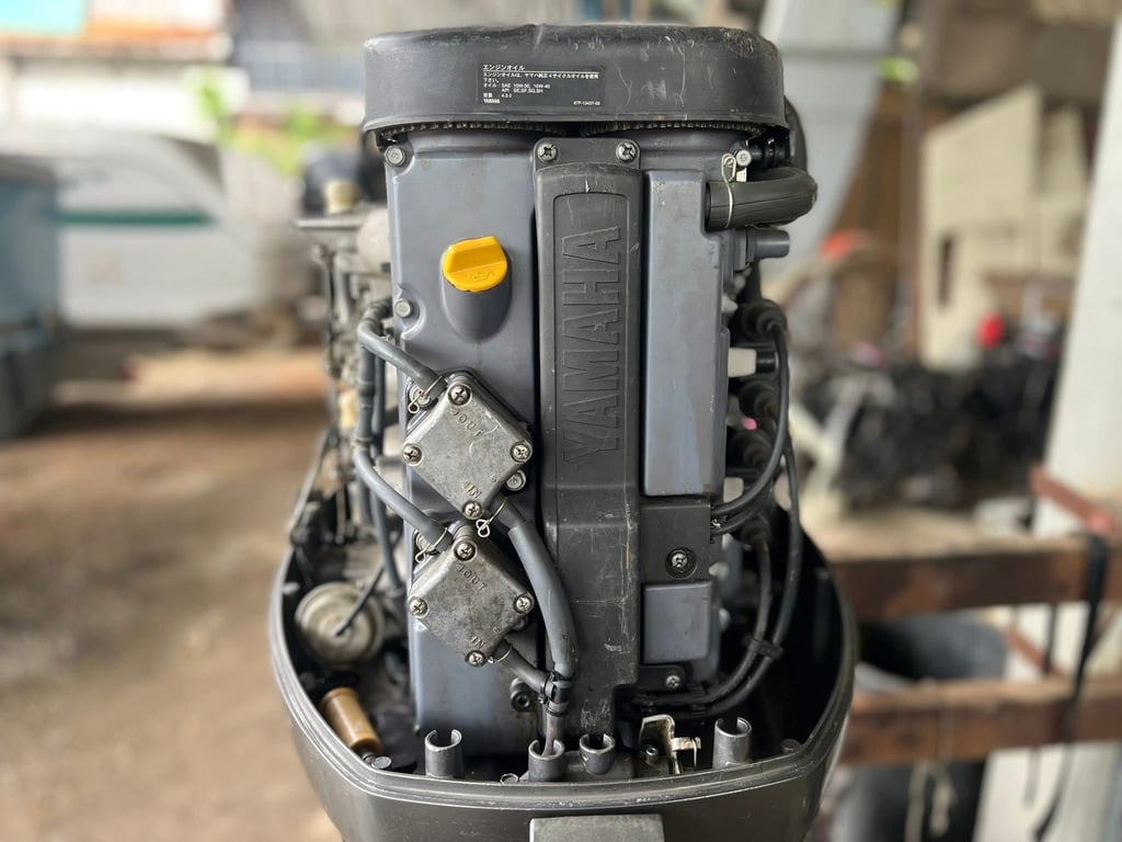 ขาย เครื่อง yamaha outboard four stroke 100 hp เครื่องเช็ค แล้วแน่นๆ เ