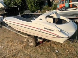 ตัดใจขายลูกรัก บอดี้เรือนอก  hi performance   glastron 19 css  19 ฟุต เรือความเร็วสูง ทรงสวยมากๆ ราคา 99,000 บาท รุ่นนี้ในเมืองนอกเล่นกันมากเลยครับเ