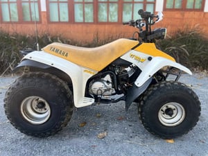 ขาย atv yamaha yf 100 สีสวยเดิมๆจากโรงงานเลยครับ เครื่อง 4 จังหวะ ขาย atv yamaha yf 100 สีสวยเดิมๆจากโรงงานเลยครับ เครื่อง 4 จังหวะ