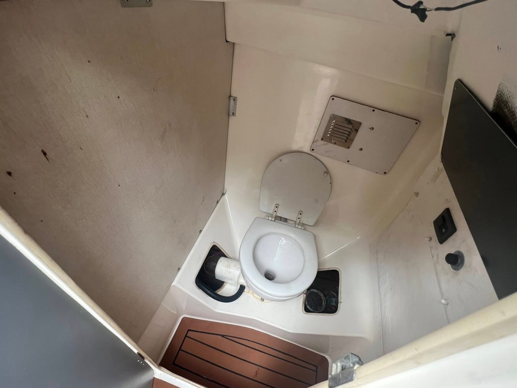 ขาย เรือ ตกปลารุ่นใหม่ ดีเชล yamaha fc 24 ประหยัดน้ำมัน แรง ไม่จุกจิก มีห้องนอน ห้องน้ำ ห้องปลาเป็น รูหราหมาเห่า เหมาะสำหรับการท่องเที่ยว และ การให้เช่าครับ เครื่องยนต์ volvo penta tamd 31 ขาย เรือ ตกปลารุ่นใหม่ ดีเชล yamaha fc 24 ประหยัดน้ำมัน แรง ไม่จุกจิก มีห้องนอน ห้องน้ำ ห้องปลาเป็น รูหราหมาเห่า เหมาะสำหรับการท่องเที่ยว และ การให้เช่าครับ เครื่องยนต์ volvo penta tamd 31