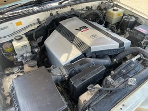 ขาย ￼รถผมใช่เอง Lexus LX470 ปี 2003 เป็นตัว 5 เกียร์แล้วครับ 