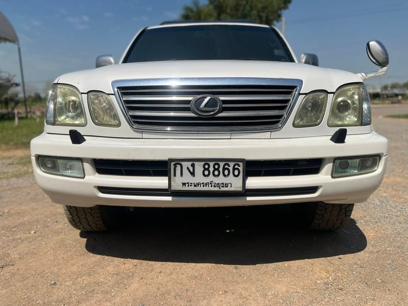 ขาย ￼รถผมใช่เอง Lexus LX470 ปี 2003 เป็นตัว 5 เกียร์แล้วครับ 