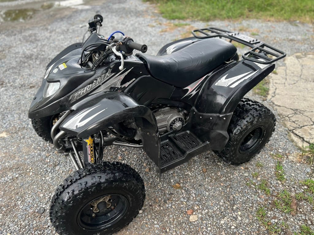 ขาย atv polaris phoenix 200 cc automatic แรงๆ นิ่มๆ รถปี 2005 ขาย atv polaris phoenix 200 cc automatic แรงๆ นิ่มๆ รถปี 2005