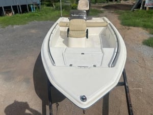 ขาย เรือ bay boats อเมริกา ยี่ห้อ scout 17 ฟุต เป็นเรือที่คนไทยไม่ค่อยรู้จักครับ ขาย เรือ bay boats อเมริกา ยี่ห้อ scout 17 ฟุต เป็นเรือที่คนไทยไม่ค่อยรู้จักครับ