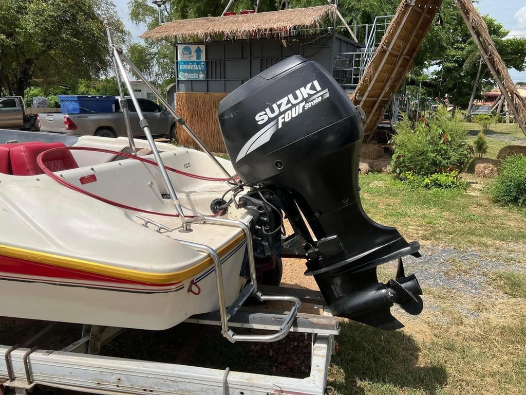 ขาย เรือท่องเที่ยว ตกปลา ลากบอร์ด￼￼ searay 160 เครื่อง suzuki  60 hp four stroke 