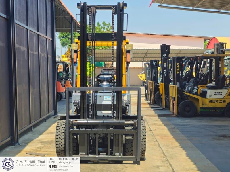 ขาย รถโฟล์คลิฟท์ TCM รุ่น FD30Z5