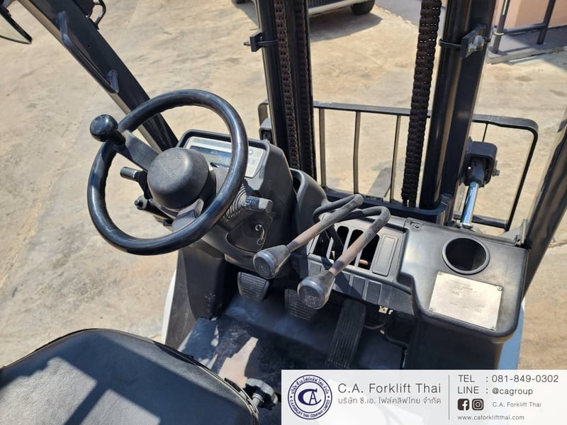 ขาย รถโฟล์คลิฟท์ UNICARRIERS รุ่น Y1F2A25U SN: 401033