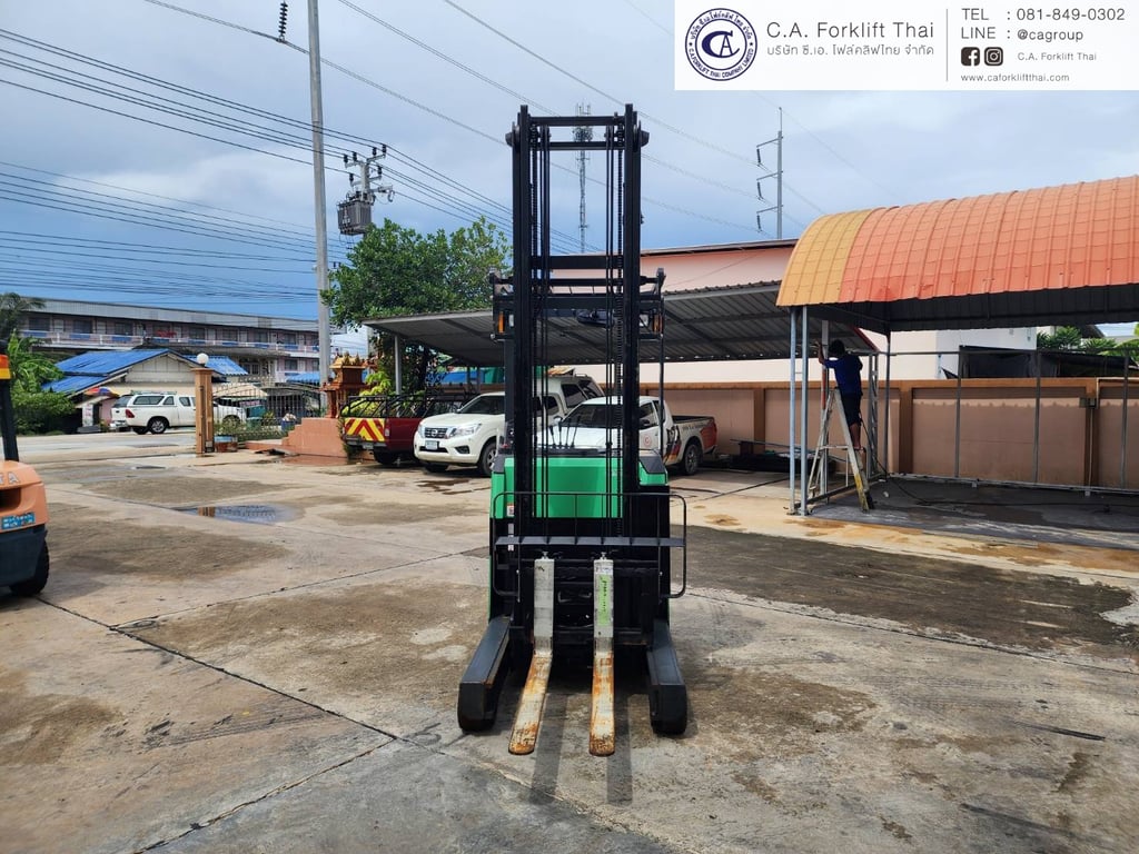 ขาย รถโฟล์คลิฟท์ไฟฟ้า TOYOTA รุ่น 8FBR18 ขาย รถโฟล์คลิฟท์ไฟฟ้า TOYOTA รุ่น 8FBR18