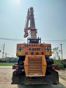 รถเครน25ตัน 4ล้อ KATO kr25H-v รถเครน25ตัน 4ล้อ KATO kr25H-v