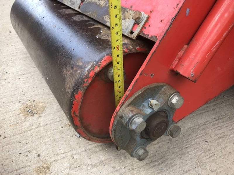 ขายรถบดสนามหญ้า แบบลูกกลิ้งกด (เก่าญี่ปุ่น)ยี่ห้อ HAHIDAi รุ่น GF-1