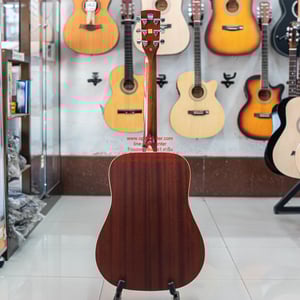 กีต้าร์โปร่ง Saga SF-700 SB ไม้มะฮอกกานี มือสอง สภาพใหม่ แถมกระเป๋า