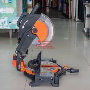 เลื่อยองศา PUMPKIN ขนาด 10 นิ้ว (1800วัตต์) รุ่น J-M1090 ของแท้ มือสอง สภาพใหม่ เลื่อยองศา PUMPKIN ขนาด 10 นิ้ว (1800วัตต์) รุ่น J-M1090 ของแท้ มือสอง สภาพใหม่