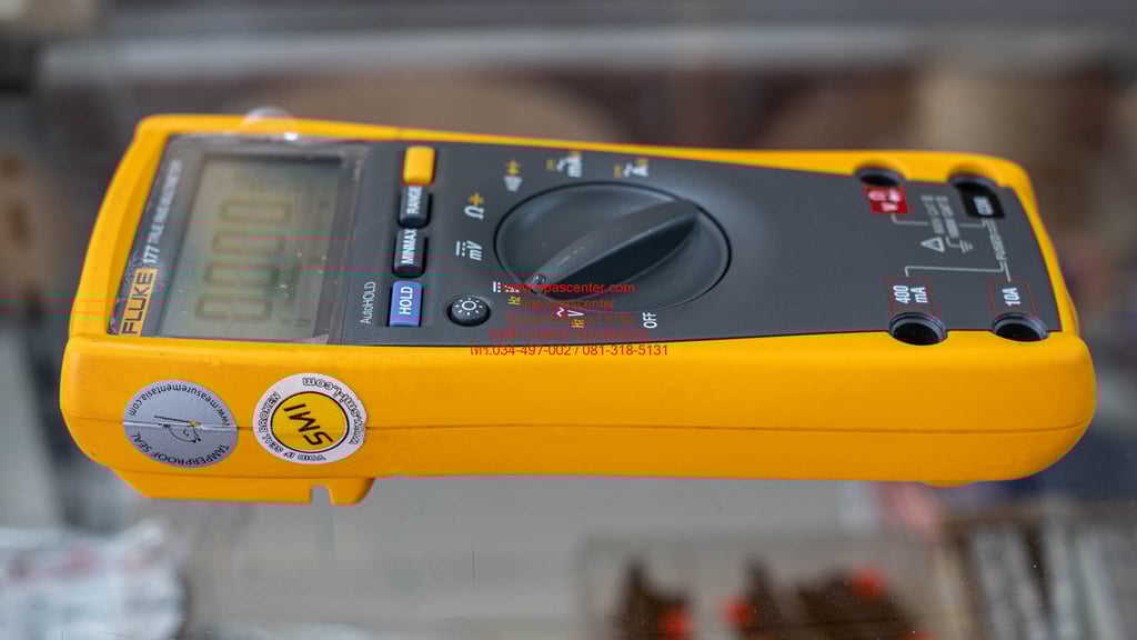 FLUKE 177 EJKCT ดิจิตอลมัลติมิเตอร์ขนาด 1000V & 10A มือสอง สภาพใหม่
