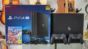 เกมส์ PS4 Play Station4 PRO 1TB 2จอย 1แผ่นเกมส์ สภาพใหม่ พร้อมกล่อง