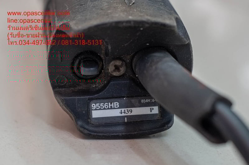 เครื่องเจียร์ มากีต้าร์ MAKITA 4 นิ้ว 840 วัตต์ รุ่น 9556HP ความเร็วรอบ 11,000 รอบต่อนาที ของแท้ มือสอง สภาพดี