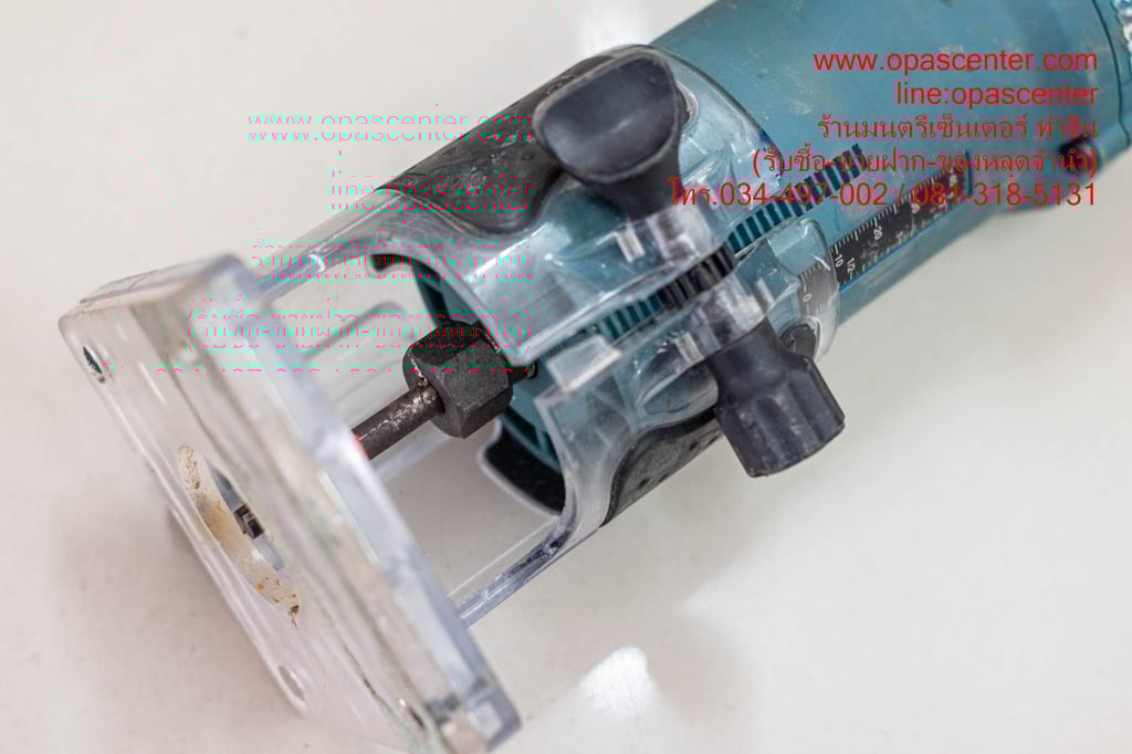 เครื่องเซาะร่อง ทริมเมอร์ MAKITA 3709 6 มม. 530 วัตต์ ของแท้ มือสอง สภาพดี เครื่องเซาะร่อง ทริมเมอร์ MAKITA 3709 6 มม. 530 วัตต์ ของแท้ มือสอง สภาพดี
