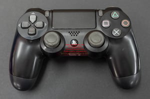 เกมส์ PS4 Play Station4 Slim 1TB 1จอย(ไม่สั่น) 1แผ่นเกมส์ สภาพดี พร้อมกล่อง