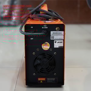 เครื่องเชื่อม JASIC TIG200S 200 แอมป์ 220 โวลต์ กระแสไฟเชื่อมคงที่ สามารถเชื่อมเหล็กสแตนเลสได้ (เจสิค) มือสอง สภาพใหม่ พร้อมใช้งาน