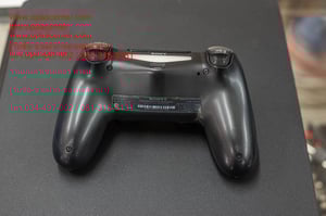 เกมส์ PS4 Play Station4 Slim 1TB 1จอย(ไม่สั่น) 1แผ่นเกมส์ สภาพดี พร้อมกล่อง