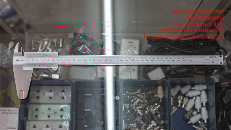 เวอร์เนียคาลิปเปอร์ MITUTOYO 530-119 ขนาด 12 นิ้ว ระยะวัด 0-300 มม. Japan ของแท้ สภาพดี