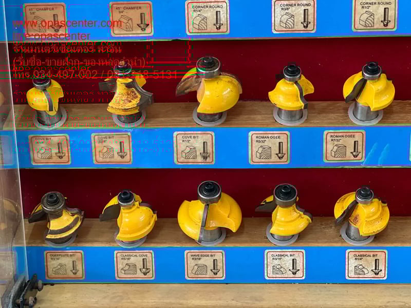 ชุดดอก เร้าเตอร์ 0.5 นิ้ว 35 ดอก พร้อมกล่องแขวน มือสอง สภาพดี