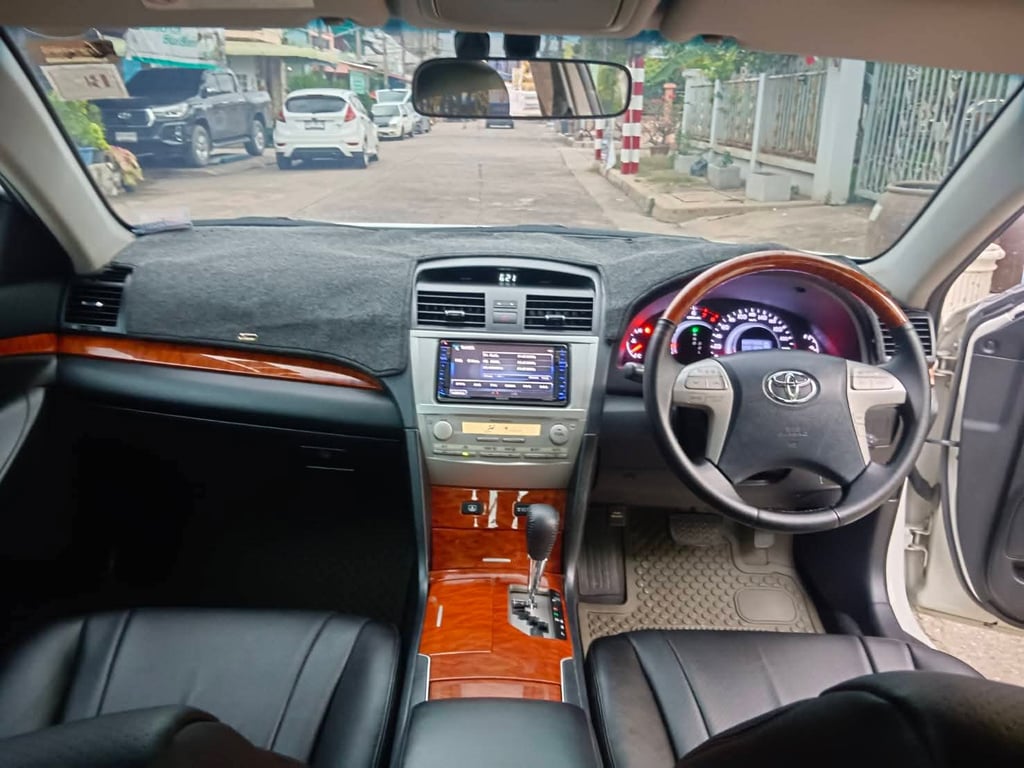 Toyota 2.0GExtremo (รุ่นพิเศษเบาะสีดำ)