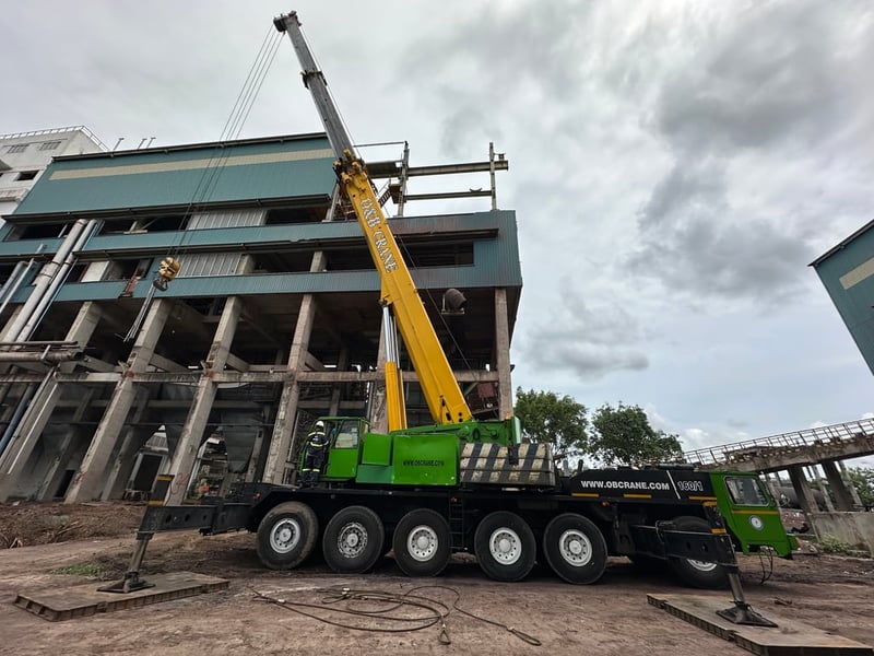 โมบายเครน 160 ตัน โมบายเครน 160 ตัน