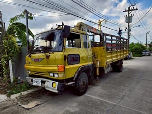 รถฮีโน่ HINO 6 ล้อใหญ่ ติดเครน 3 ตัน 3 ปลอก ปี 39