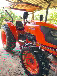 รถไถคูโบต้า M6040SU