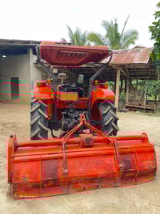 Kubota M6040SU
