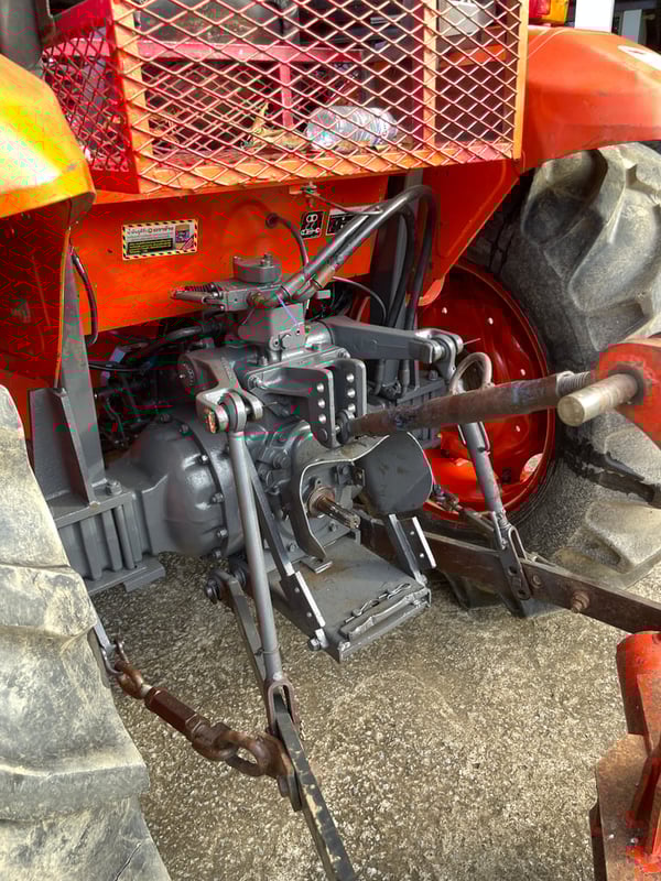 คูโบต้า M6040 ปี 57 คูโบต้า M6040 ปี 57