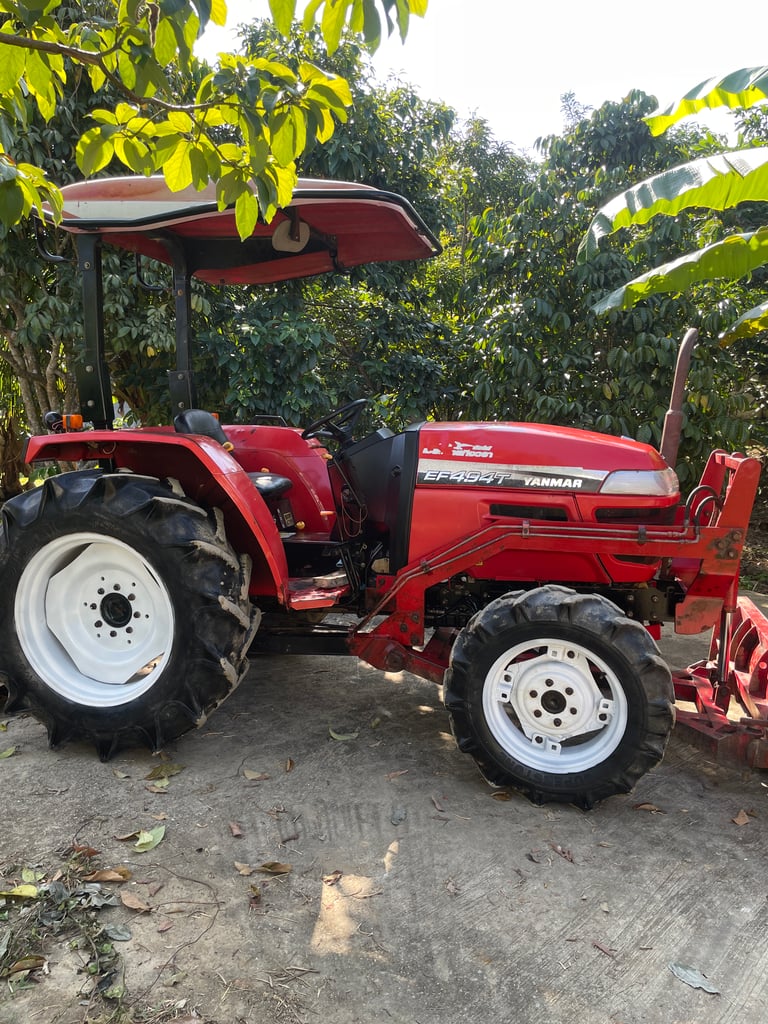 รถไถ Yanmar EF494T ปี 56 รถไถ Yanmar EF494T ปี 56