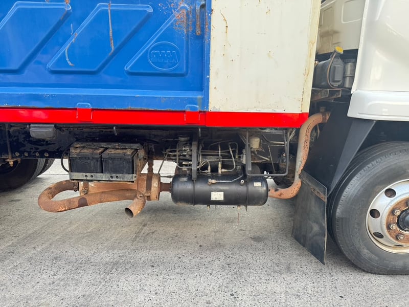 NISSAN UD CWM 320แรงม้า รถบรรทุก 10ล้อ พ่วงแม่ลูก ปี2003 NISSAN UD CWM 320แรงม้า รถบรรทุก 10ล้อ พ่วงแม่ลูก ปี2003