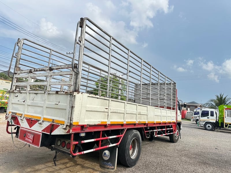 HINO FF 212แรงม้า รถบรรทุก 6ล้อ กระบะคอกสูงยาว7.2เมตร ปี43