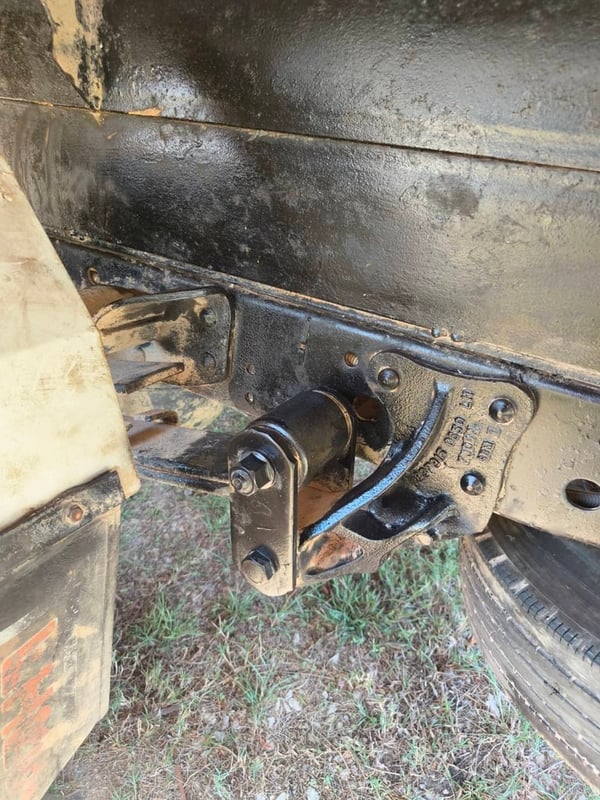 ISUZU NKR130 ปี50 6ล้อ ติดเครน2.2ตัน พร้อมใช้งาน