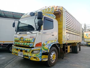 Hino Victor 240 ปี60 กระบะดั้มพ์  ยาว6.5เมตร
