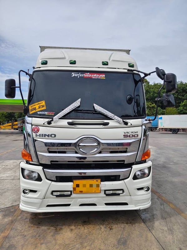 Hino FG8J 240แรง ปี62 ไมล์น้อย เจ้าของขายเอง ยางใหม่4เส้น Hino FG8J 240แรง ปี62 ไมล์น้อย เจ้าของขายเอง ยางใหม่4เส้น