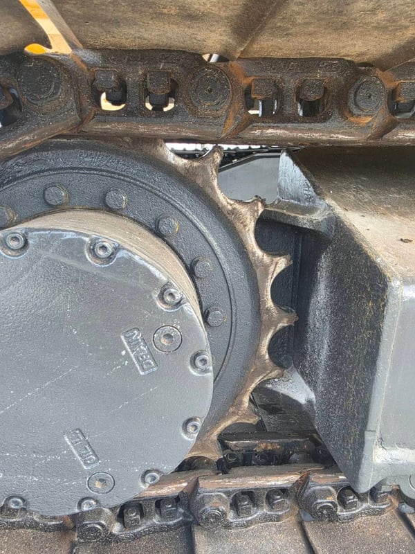 KOMATSU PC130-8 mo จอเหลือง กล้องหลัง ลายแย้กคู่ระบบ two wayจากโรงงาน KOMATSU PC130-8 mo จอเหลือง กล้องหลัง ลายแย้กคู่ระบบ two wayจากโรงงาน