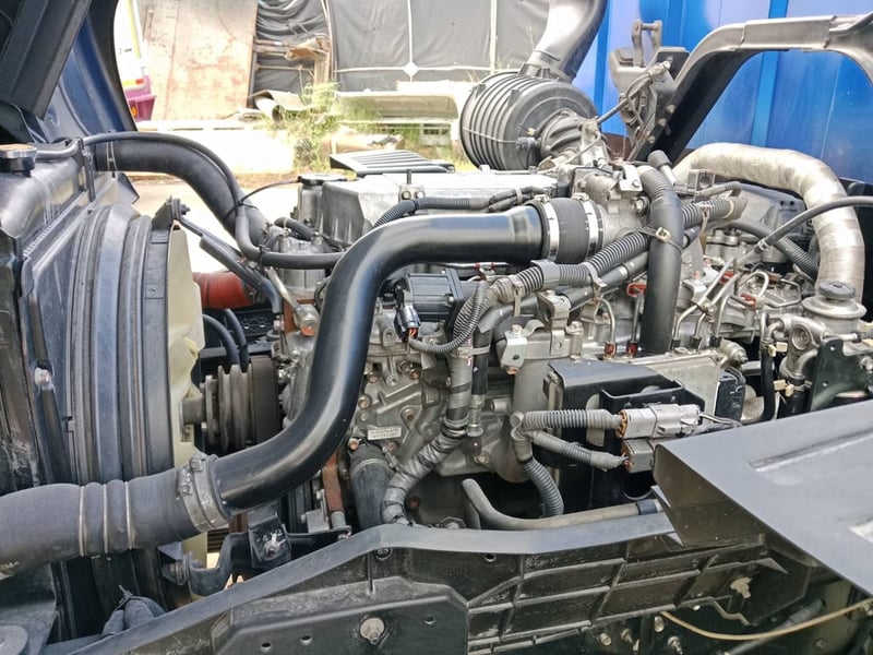 ISUZU FTR240 ปี63 ตู้แห้ง 10บาน พร้อมใช้งาน ISUZU FTR240 ปี63 ตู้แห้ง 10บาน พร้อมใช้งาน