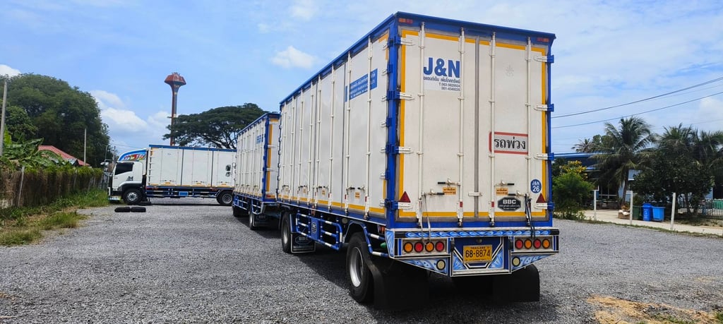 HINO FG 240แรง 6ล้อ พ่วงแม่ลูก แยกได้