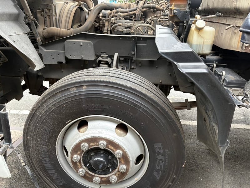 ISUZU FVM 300แรงม้า รถบรรทุก 10ล้อ กระบะคอกสูง ปี2015 เลขไมล์ 609,000 กม.